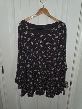 Torrid 4X Black Pink Floral Waffle Knit Peplum Babydoll Top Long Sleeve